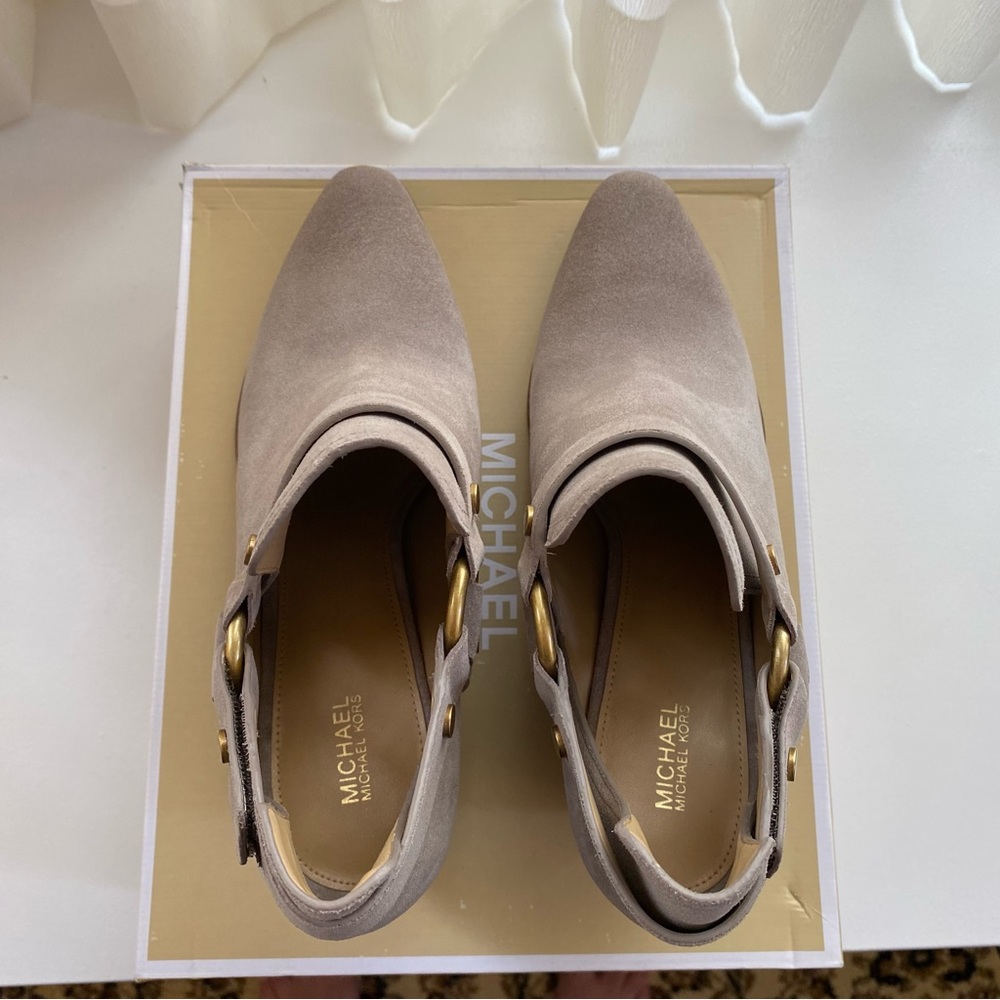 NWB MICHAEL MICHAEL KORS Pamela Suede Ankle Boots - Picture 3 of 9